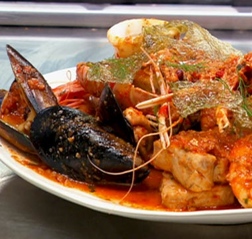 movida-shellfish-bisque